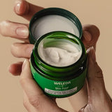 Weleda Skin Food Crema de día nutritiva para el cuidado facial, 1.3 onzas líquidas, hidratante rico en plantas con extracto de hoja de olivo, escualano y manzanilla