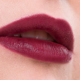 ▶ BENECOS Natural Matte Lipstick: Very Berry
