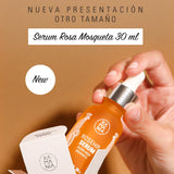 XAMANIA Serum de Rosa Mosqueta. El Exclusivo Aceite de Rosa Mosqueta es Humectante e Hidratante de Rápida Absorción. Aporta Antioxidantes y tiene Efectos Regenerantes en la Piel. Su Uso Diario y Constante brinda Firmeza, Elasticidad y un Tono más Uniforme