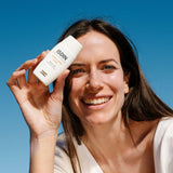 ▶ ISDIN FotoUltra 100 Active Unify SPF 50+, Protector Solar Facial con color, Aclara y unifica el tono de piel, 50 ml