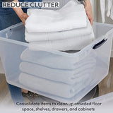 ▶ Rubbermaid Cleverstore - Recipientes de plástico apilables con tapas de cierre duraderas, organización visible, ideal para decoraciones navideñas y almacenamiento de Navidad, paquete de 4