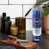 NIVEA MEN Espuma para Afeitar Hidratante enriquecida con Aloe Vera, Originals, 200 ml