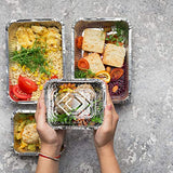 Sartenes de aluminio con tapas de plástico transparente (paquete de 50) sartenes de papel de aluminio de 0,5 kg – Contenedores de alimentos – 50 sartenes y 50 tapas – bandejas de papel de aluminio de 1 libra para sobras, llevar y llevar